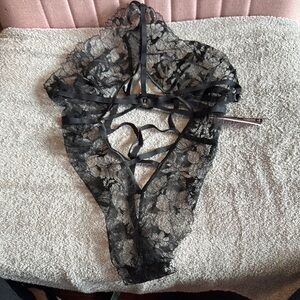 Victoria's Secret Black Lace Chemise Intimates Sleepwear